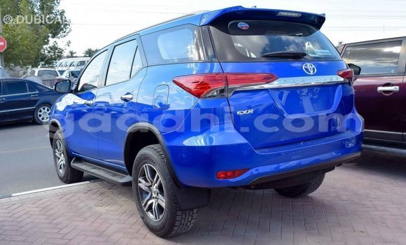 Imported Toyota Fortuner Blue Makiinaa iti Import - Dubai keessatti Somalia keessatti Imported Toyota Fortuner Blue Makiinaa iti Import - Dubai keessatti Somalia keessatti
