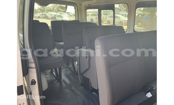 اشتري Imported Toyota Hiace أبيض سيارة في Import - Dubai في الصومال اشتري Imported Toyota Hiace أبيض سيارة في Import - Dubai في الصومال