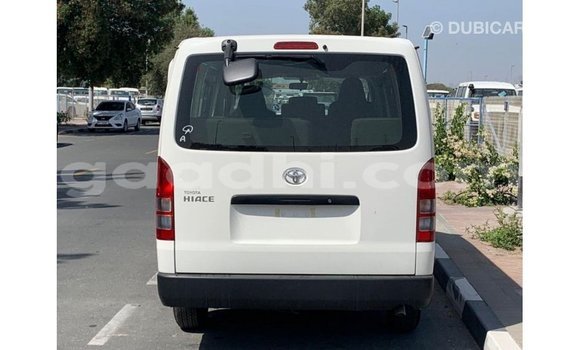 اشتري Imported Toyota Hiace أبيض سيارة في Import - Dubai في الصومال اشتري Imported Toyota Hiace أبيض سيارة في Import - Dubai في الصومال