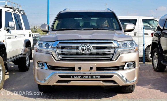 Imported Toyota Land Cruiser Other Makiinaa iti Import - Dubai keessatti Somalia keessatti Imported Toyota Land Cruiser Other Makiinaa iti Import - Dubai keessatti Somalia keessatti