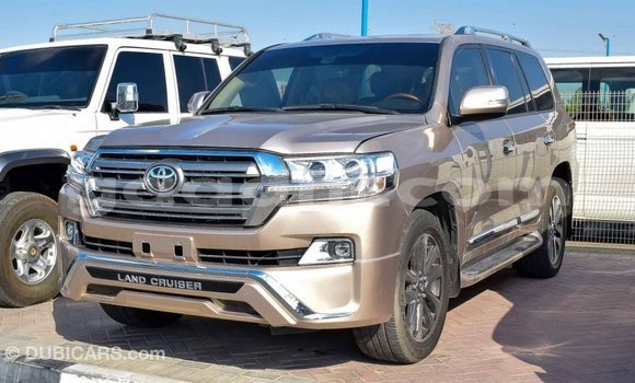 Imported Toyota Land Cruiser Other Makiinaa iti Import - Dubai keessatti Somalia keessatti Imported Toyota Land Cruiser Other Makiinaa iti Import - Dubai keessatti Somalia keessatti