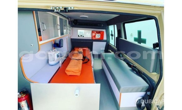 اشتري Imported Toyota DA اللون البيج شاحنة في Import - Dubai في الصومال اشتري Imported Toyota DA اللون البيج شاحنة في Import - Dubai في الصومال