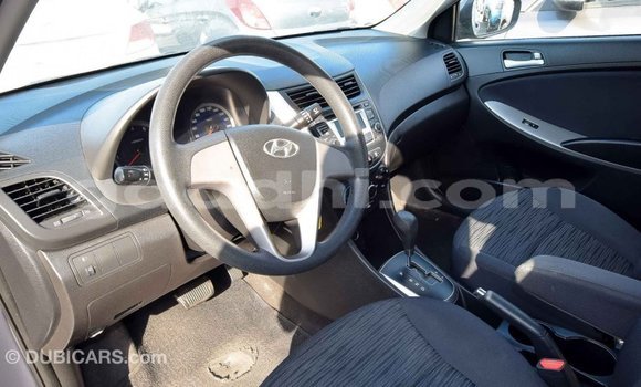 Imported Hyundai Accent Other Makiinaa iti Import - Dubai keessatti Somalia keessatti Imported Hyundai Accent Other Makiinaa iti Import - Dubai keessatti Somalia keessatti