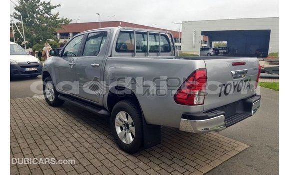 ይግዙ Imported Toyota Hilux ብናማ መኪና በ Import - Dubai በ ሶማሊያ ይግዙ Imported Toyota Hilux ብናማ መኪና በ Import - Dubai በ ሶማሊያ