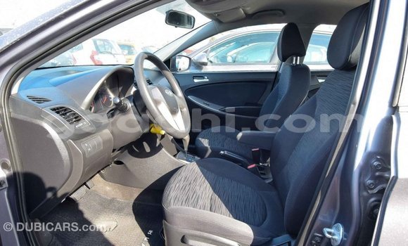Imported Hyundai Accent Other Makiinaa iti Import - Dubai keessatti Somalia keessatti Imported Hyundai Accent Other Makiinaa iti Import - Dubai keessatti Somalia keessatti