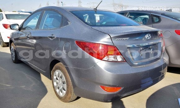 Imported Hyundai Accent Other Makiinaa iti Import - Dubai keessatti Somalia keessatti Imported Hyundai Accent Other Makiinaa iti Import - Dubai keessatti Somalia keessatti