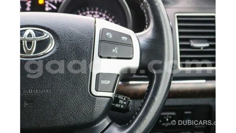 Big with watermark toyota land cruiser somalia import dubai 4667