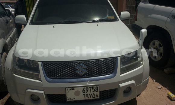 Buy Used Suzuki Ignis White Car in Mogadishu in Somalia Buy Used Suzuki Ignis White Car in Mogadishu in Somalia