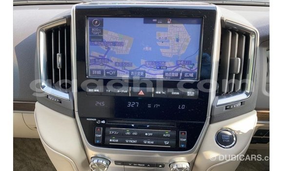 ይግዙ Imported Toyota Land Cruiser ጥቁር መኪና በ Import - Dubai በ ሶማሊያ ይግዙ Imported Toyota Land Cruiser ጥቁር መኪና በ Import - Dubai በ ሶማሊያ