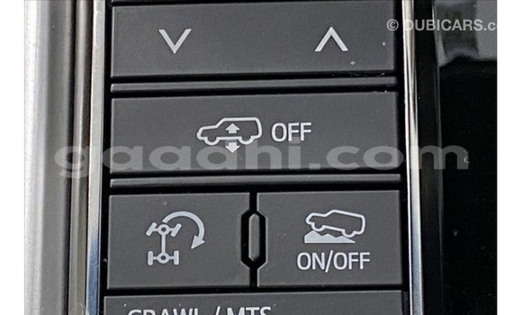 ይግዙ Imported Toyota Land Cruiser ጥቁር መኪና በ Import - Dubai በ ሶማሊያ ይግዙ Imported Toyota Land Cruiser ጥቁር መኪና በ Import - Dubai በ ሶማሊያ