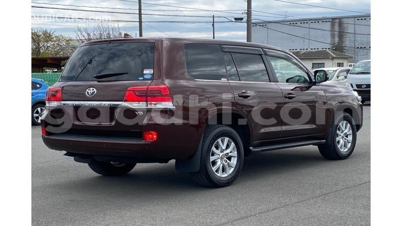 Big with watermark toyota land cruiser somalia import dubai 4674