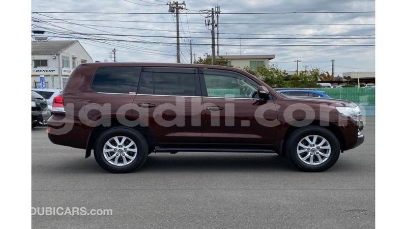 Big with watermark toyota land cruiser somalia import dubai 4674