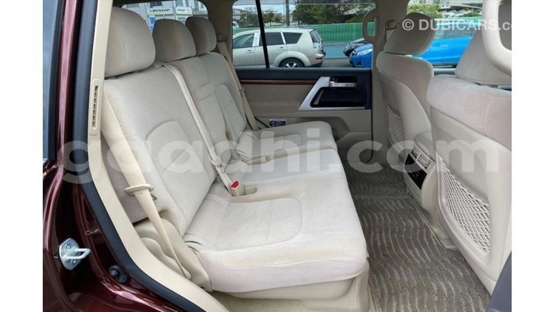 Big with watermark toyota land cruiser somalia import dubai 4674