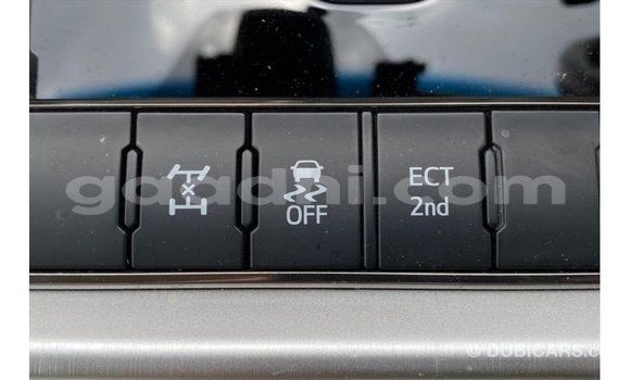 ይግዙ Imported Toyota Land Cruiser ቀይ መኪና በ Import - Dubai በ ሶማሊያ ይግዙ Imported Toyota Land Cruiser ቀይ መኪና በ Import - Dubai በ ሶማሊያ