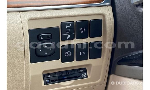 ይግዙ Imported Toyota Land Cruiser ቀይ መኪና በ Import - Dubai በ ሶማሊያ ይግዙ Imported Toyota Land Cruiser ቀይ መኪና በ Import - Dubai በ ሶማሊያ