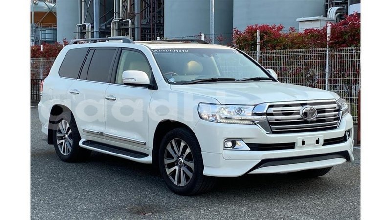 Big with watermark toyota land cruiser somalia import dubai 4675