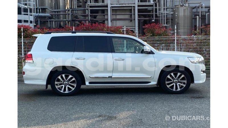 Big with watermark toyota land cruiser somalia import dubai 4675