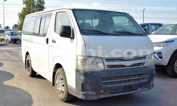 Buy Import Toyota Hiace White Car in Import - Dubai in Somalia Buy Import Toyota Hiace White Car in Import - Dubai in Somalia