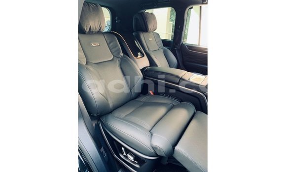 اشتري Imported Lexus LX أسود سيارة في Import - Dubai في الصومال اشتري Imported Lexus LX أسود سيارة في Import - Dubai في الصومال