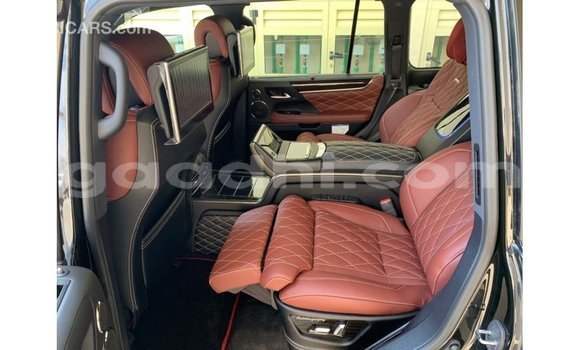 اشتري Imported Lexus LX أسود سيارة في Import - Dubai في الصومال اشتري Imported Lexus LX أسود سيارة في Import - Dubai في الصومال