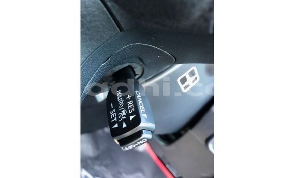 Acheter Import Voiture Toyota Prado Noir à Import - Dubai, Somalie Acheter Import Voiture Toyota Prado Noir à Import - Dubai, Somalie