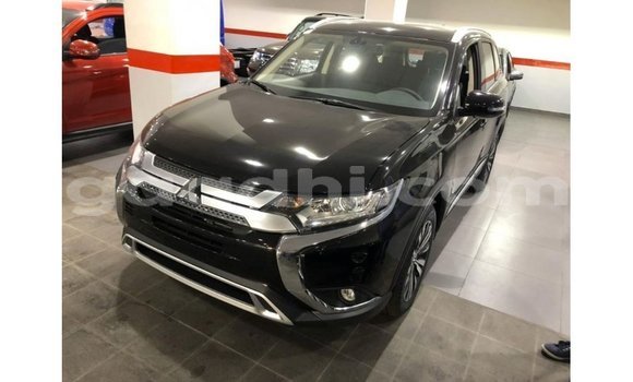 Imported Mitsubishi Outlander Black Makiinaa iti Import - Dubai keessatti Somalia keessatti Imported Mitsubishi Outlander Black Makiinaa iti Import - Dubai keessatti Somalia keessatti