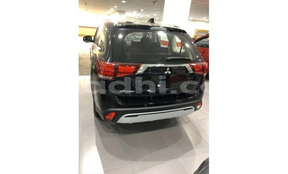Imported Mitsubishi Outlander Black Makiinaa iti Import - Dubai keessatti Somalia keessatti Imported Mitsubishi Outlander Black Makiinaa iti Import - Dubai keessatti Somalia keessatti