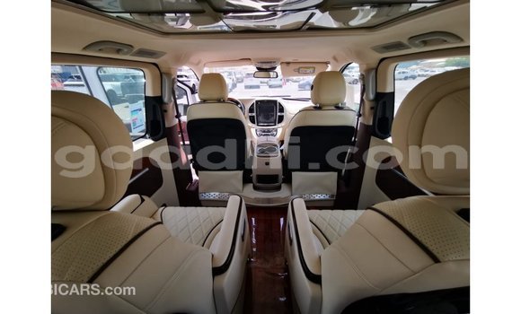 Buy Import Mercedes-Benz Vito White Car in Import - Dubai in Somalia Buy Import Mercedes-Benz Vito White Car in Import - Dubai in Somalia