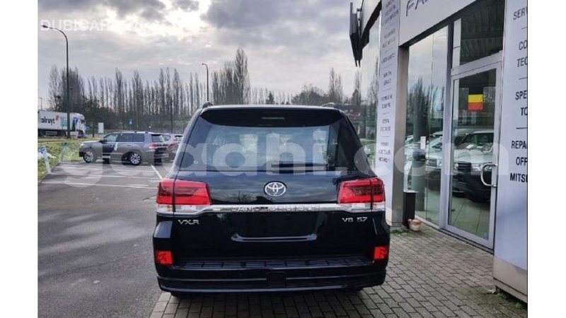 Big with watermark toyota land cruiser somalia import dubai 4691