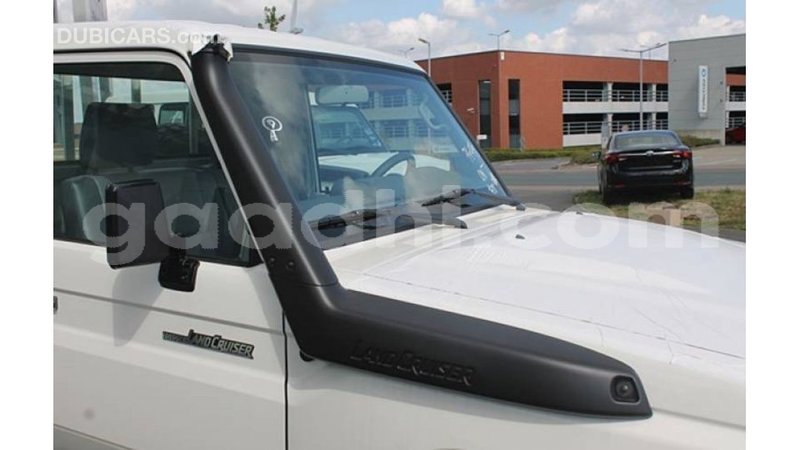 Big with watermark toyota land cruiser somalia import dubai 4695