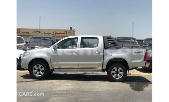 Acheter Import Voiture Toyota Hilux Autre à Import - Dubai, Somalie Acheter Import Voiture Toyota Hilux Autre à Import - Dubai, Somalie