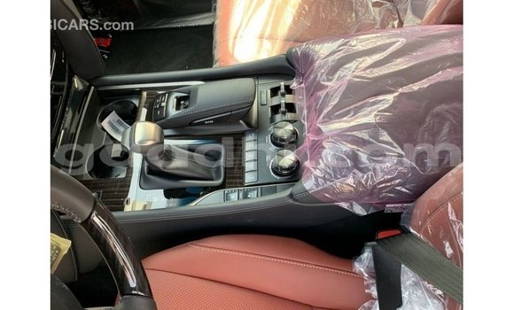 اشتري Imported Lexus LX أسود سيارة في Import - Dubai في الصومال اشتري Imported Lexus LX أسود سيارة في Import - Dubai في الصومال