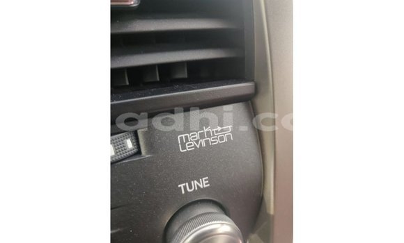 اشتري Imported Lexus RX 300 أبيض سيارة في Import - Dubai في الصومال اشتري Imported Lexus RX 300 أبيض سيارة في Import - Dubai في الصومال