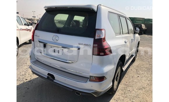 Imported Lexus GX White Makiinaa iti Import - Dubai keessatti Somalia keessatti Imported Lexus GX White Makiinaa iti Import - Dubai keessatti Somalia keessatti