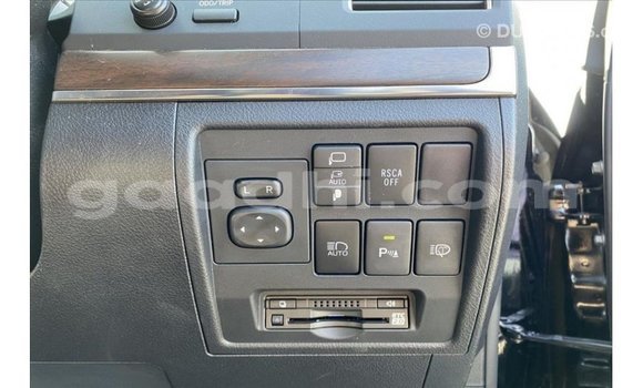 ይግዙ Imported Toyota Land Cruiser ጥቁር መኪና በ Import - Dubai በ ሶማሊያ ይግዙ Imported Toyota Land Cruiser ጥቁር መኪና በ Import - Dubai በ ሶማሊያ