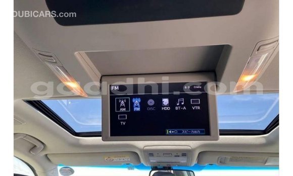 Acheter Import Voiture Toyota Land Cruiser Noir à Import - Dubai, Somalie Acheter Import Voiture Toyota Land Cruiser Noir à Import - Dubai, Somalie