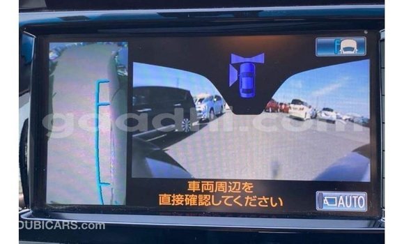 Acheter Import Voiture Toyota Land Cruiser Noir à Import - Dubai, Somalie Acheter Import Voiture Toyota Land Cruiser Noir à Import - Dubai, Somalie