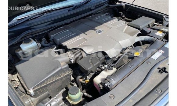 Acheter Import Voiture Toyota Land Cruiser Noir à Import - Dubai, Somalie Acheter Import Voiture Toyota Land Cruiser Noir à Import - Dubai, Somalie