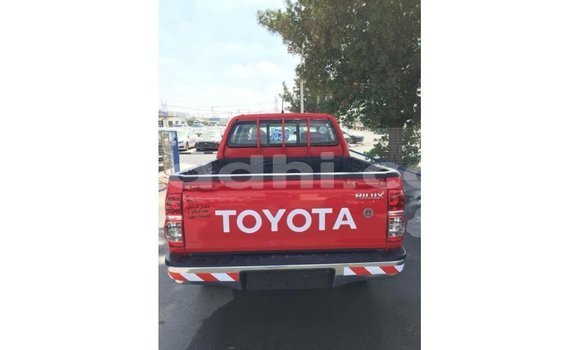 اشتري Imported Toyota Hilux أحمر سيارة في Import - Dubai في الصومال اشتري Imported Toyota Hilux أحمر سيارة في Import - Dubai في الصومال