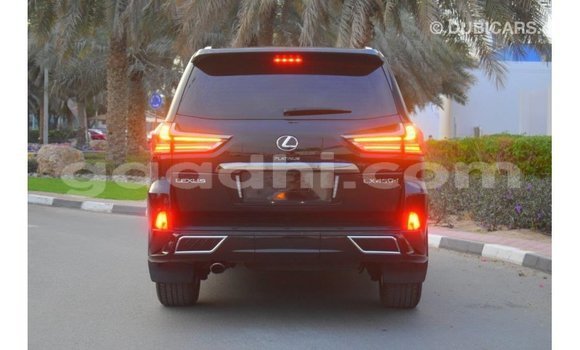 Imported Lexus LX Black Makiinaa iti Import - Dubai keessatti Somalia keessatti Imported Lexus LX Black Makiinaa iti Import - Dubai keessatti Somalia keessatti