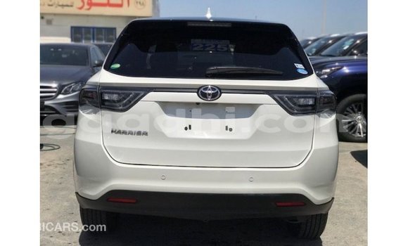 Acheter Import Voiture Toyota Harrier Blanc à Import - Dubai, Somalie Acheter Import Voiture Toyota Harrier Blanc à Import - Dubai, Somalie