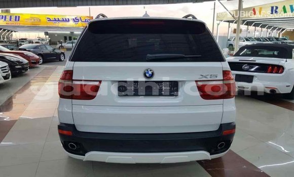 Imported BMW C White Doqdoqqee iti Import - Dubai keessatti Somalia keessatti Imported BMW C White Doqdoqqee iti Import - Dubai keessatti Somalia keessatti