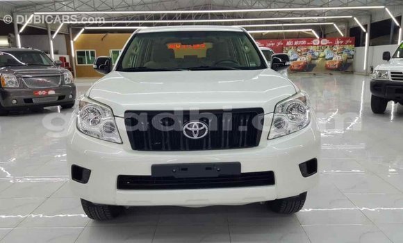 Imported Toyota Prado White Makiinaa iti Import - Dubai keessatti Somalia keessatti Imported Toyota Prado White Makiinaa iti Import - Dubai keessatti Somalia keessatti