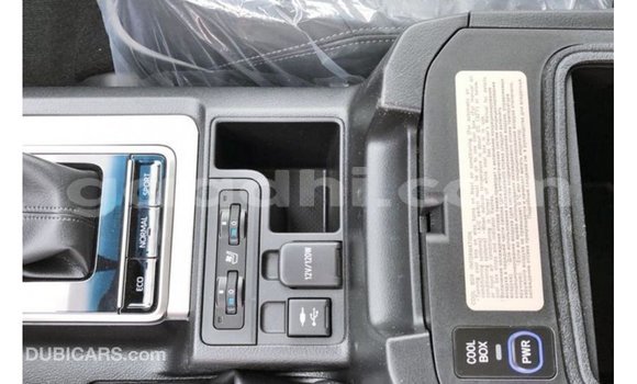 Imported Toyota Prado Black Makiinaa iti Import - Dubai keessatti Somalia keessatti Imported Toyota Prado Black Makiinaa iti Import - Dubai keessatti Somalia keessatti