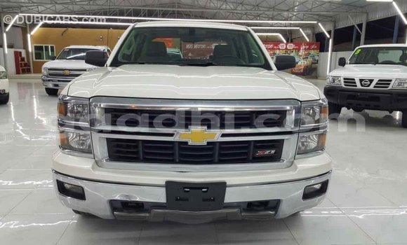 Imported Chevrolet Silverado White Makiinaa iti Import - Dubai keessatti Somalia keessatti Imported Chevrolet Silverado White Makiinaa iti Import - Dubai keessatti Somalia keessatti
