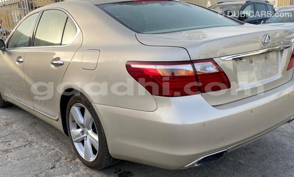 اشتري Imported Lexus LS آخر سيارة في Import - Dubai في الصومال اشتري Imported Lexus LS آخر سيارة في Import - Dubai في الصومال