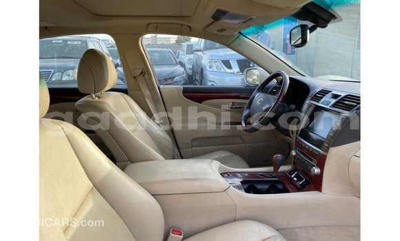 اشتري Imported Lexus LS آخر سيارة في Import - Dubai في الصومال اشتري Imported Lexus LS آخر سيارة في Import - Dubai في الصومال