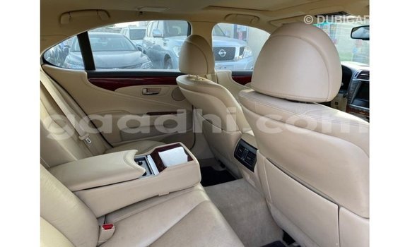 اشتري Imported Lexus LS آخر سيارة في Import - Dubai في الصومال اشتري Imported Lexus LS آخر سيارة في Import - Dubai في الصومال
