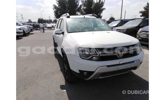 Imported Renault Duster White Makiinaa iti Import - Dubai keessatti Somalia keessatti Imported Renault Duster White Makiinaa iti Import - Dubai keessatti Somalia keessatti