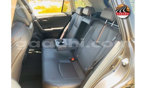 Imported Toyota HiAce Other Netiree iti Import - Dubai keessatti Somalia keessatti Imported Toyota HiAce Other Netiree iti Import - Dubai keessatti Somalia keessatti